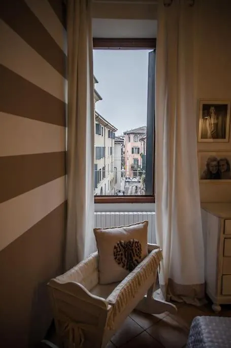 Piazza Erbe Luxury Apartment Verona